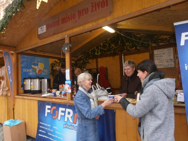 Vánoční stánek Dobrého místa pro život 2016